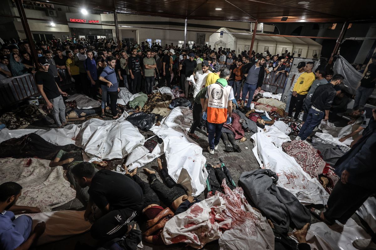Un bombardeo en un hospital de Gaza causa cientos de muertos | Internacional