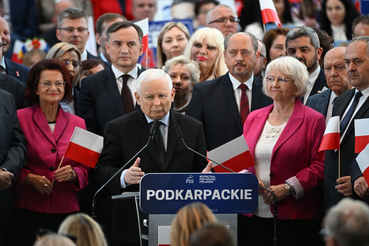 Consolidar la deriva ultraconservadora o volver a la senda europea: Polonia ante las elecciones más decisivas desde 1989 | Internacional