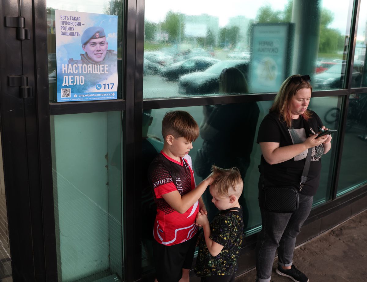 La guerra en Ucrania define el presupuesto ruso: más armas, menos gasto social y una caída de la natalidad | Internacional