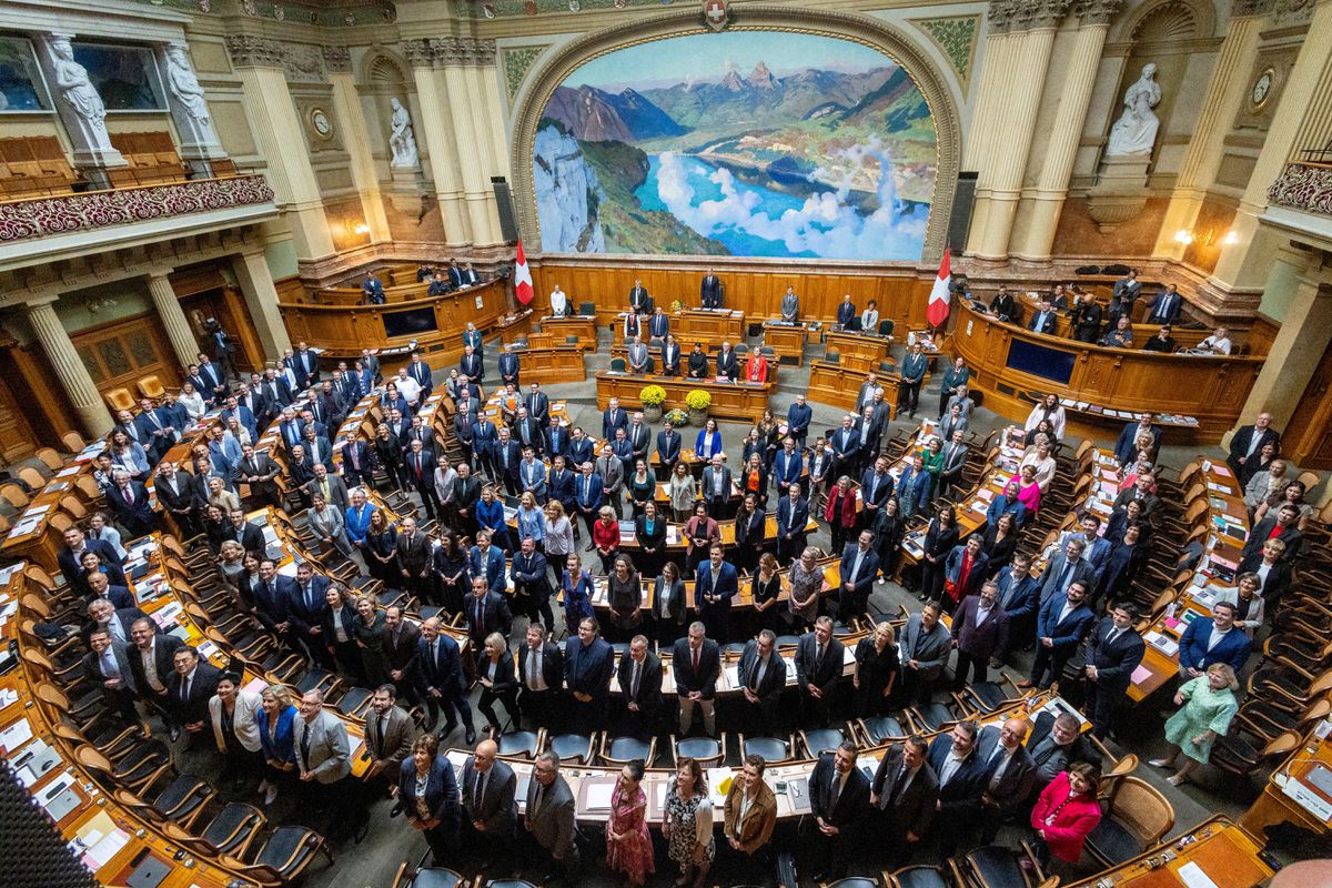Los votantes suizos se inclinan hacia la derecha marcados por el debate migratorio | Internacional