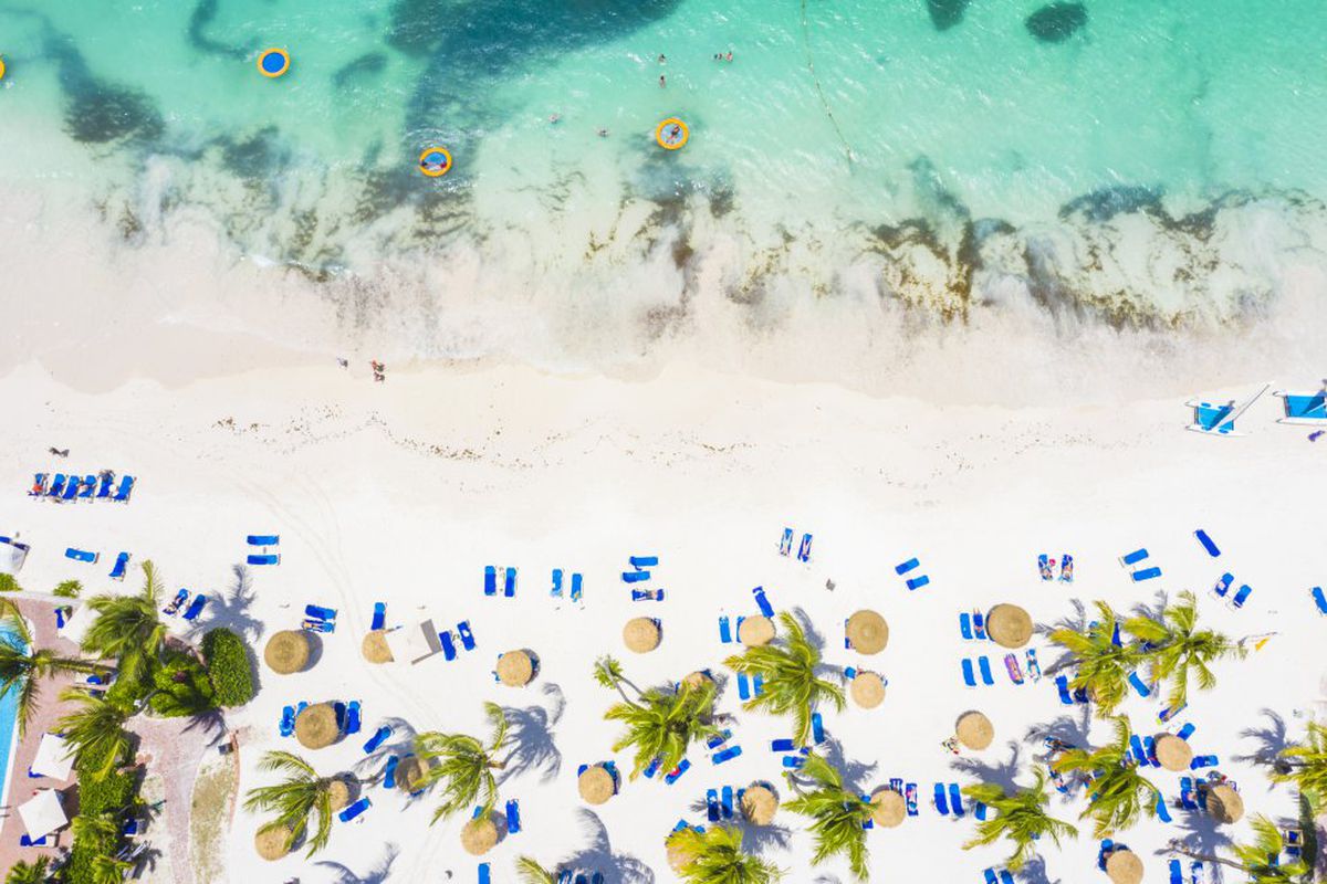 La UE actualiza su lista de paraísos fiscales: entran Antigua y Barbuda, Belice y Seychelles | Economía