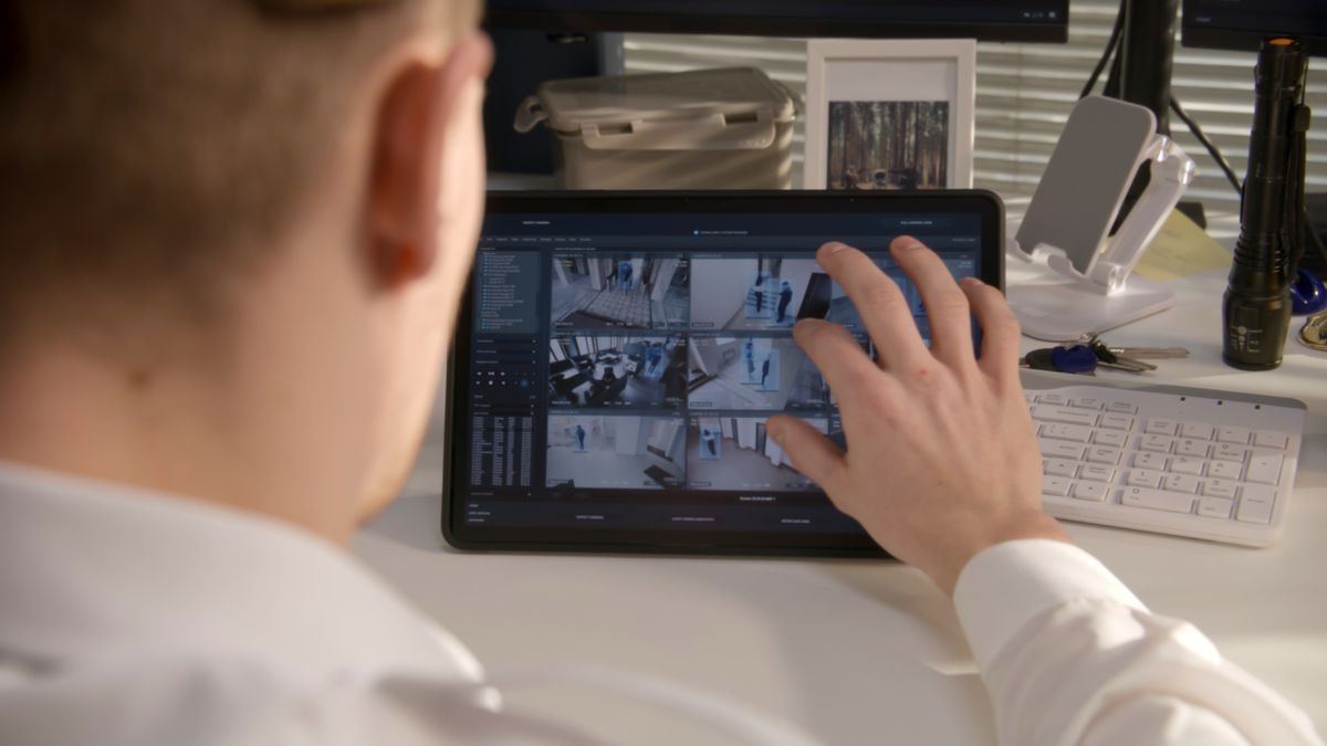 Mi empresa me espía, ¿tiene derecho? Depende: así opinan los jueces | Negocios