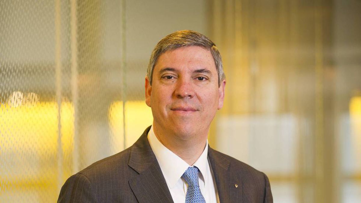 De los Mozos, consejero delegado de Indra: “Nuestro negocio debe ir hacia la tecnología” | Economía