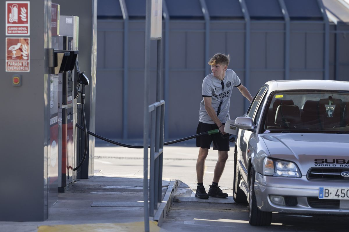 El precio del diésel encadena tres meses de subida y se acerca a máximos anuales | Economía