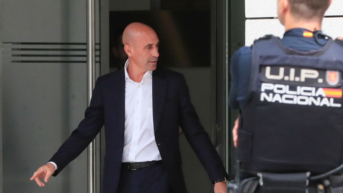 La nueva vida de Luis Rubiales tras dejar la presidencia de la federación: abandona Madrid y se muda a Granada | Fútbol | Deportes